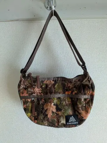 GREGORY 새첼 S 리얼트리 카모플라쥬 숄더백