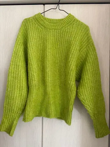 ZARA 라임 그린 긴팔 니트 스웨터