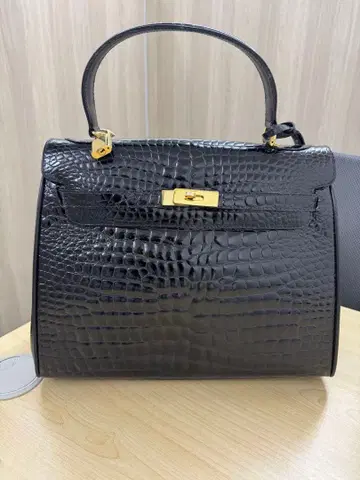 레오나르도 첸바레 크로커다일풍 핸드백