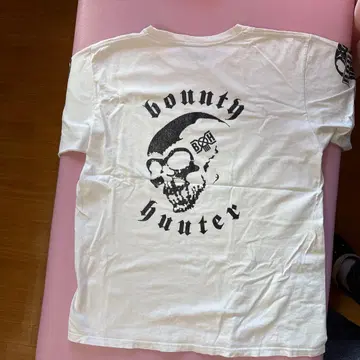 Bounty Hunter 스컬 디자인 T셔츠