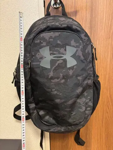 언더아머 블랙 카모플라쥬 백팩