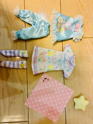 리카짱 옷 갈아입기 의류 아웃핏