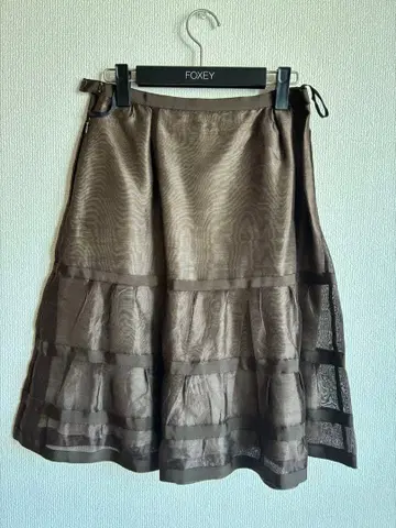FOXEY 플레어 스커트 사이즈 40 브라운