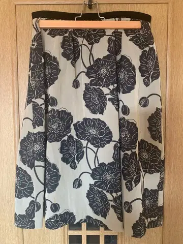 KEITA MARUYAMA 꽃무늬 스커트