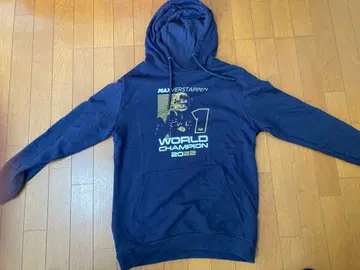 맥스 페르스타펜 2022 월드 챔피언 후드티