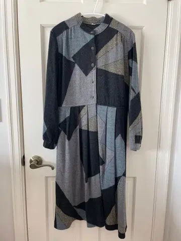 기하학 패턴 긴팔 원피스