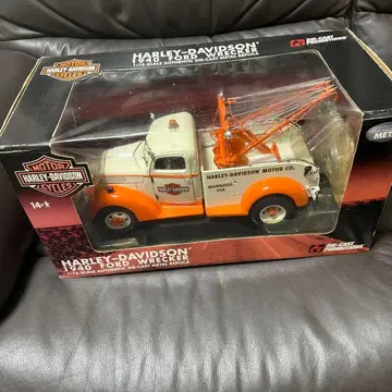 Harley-Davidson 1940 Ford Wrecker