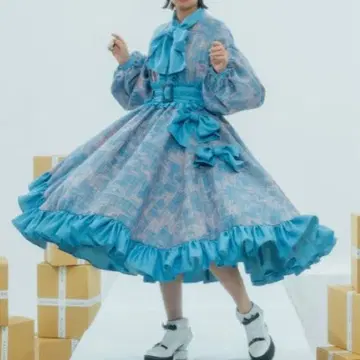 hazama 낯선 거리의 원피스