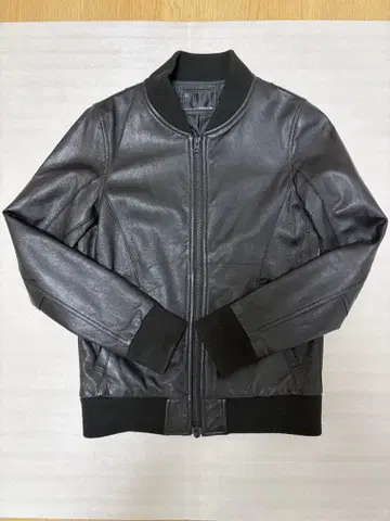 블랙 가죽 봄버 자켓