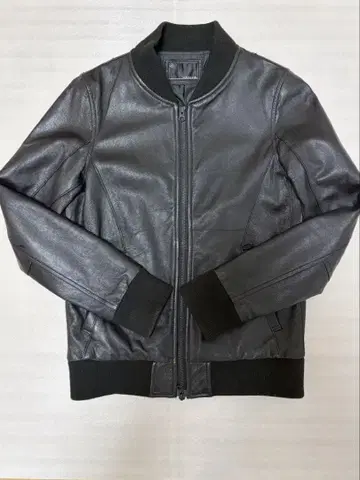 블랙 가죽 자켓