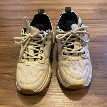 ZARA 스니커즈 대드 스니커즈