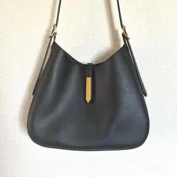 [ NEUNA ] 파우치 포함 라운드 토트백