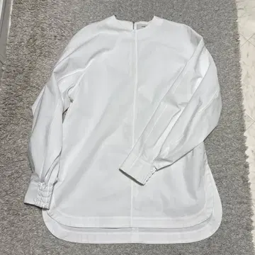 HYKE 크루넥 화이트 코튼 긴팔 셔츠