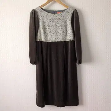 월드 SunaUna 레이스 절개 무릎 기장 원피스