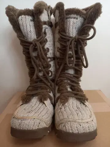 SKECHERS 니트 퍼 롱 부츠