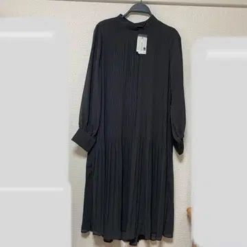 블랙 긴팔 플리츠 원피스