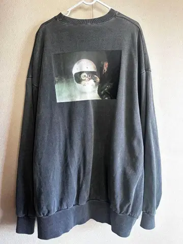 기즈모 로리즈팜 맨투맨 BIG 우라케 트레이닝복 그렘린