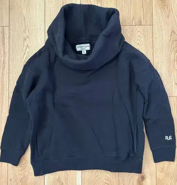 아메리카나 Americana 맨투맨 터틀 네이비