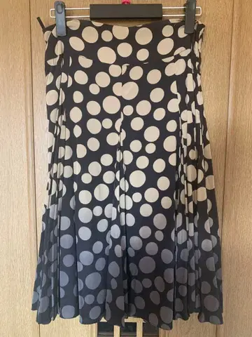 DKNY 도트 무늬 플레어 스커트 사이즈 6