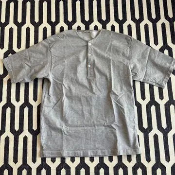 AURALEE 그레이 헨리넥 반팔 셔츠