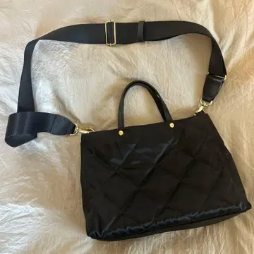 러셋 숄더백 블랙