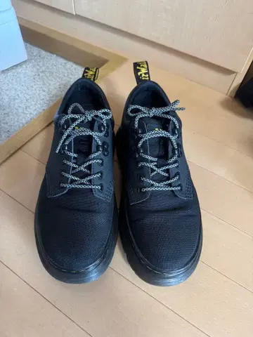 닥터마틴 TARIK LO 블랙 26cm