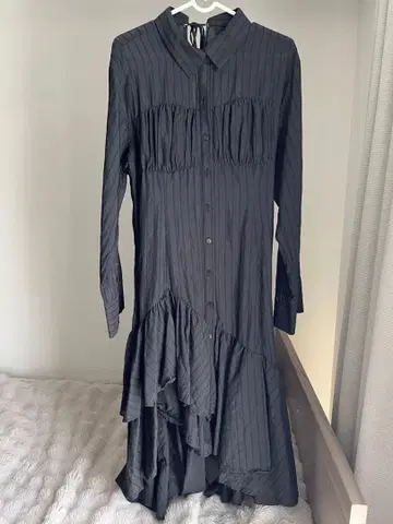 그레이 프릴 긴팔 셔츠 드레스