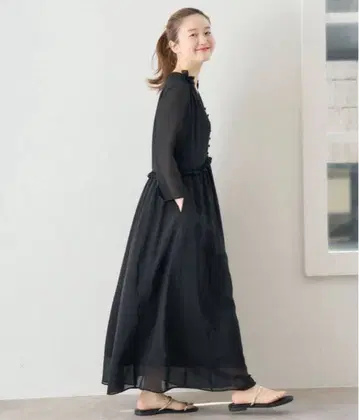 새상품 IENA 도트 프릴 원피스 38 무지 블랙