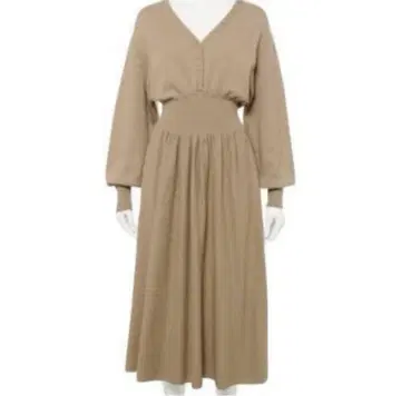 새상품 미사용품 SNIDEL 핏앤플레어 원피스