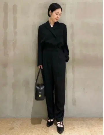 Mika Okan 수트 라이크 올인원