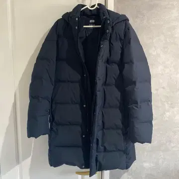 새상품급 UNIQLO 네이비 심리스 다운 코트 M 사이즈