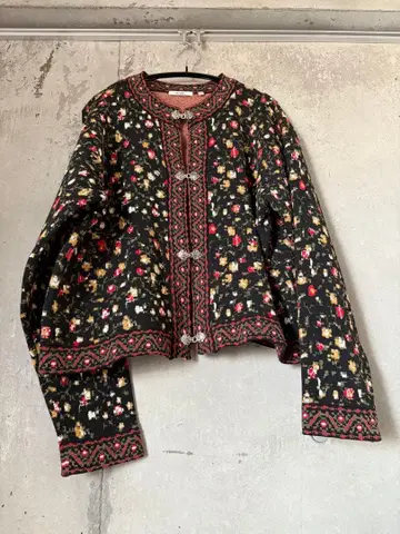 niko and 플라워 모듬 자카드 가디건 레드