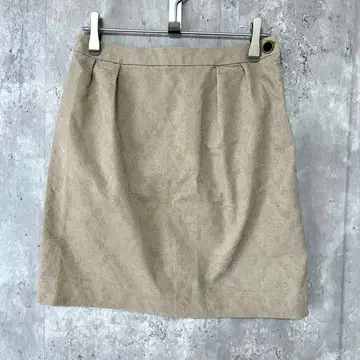 LEMIORE 자카드 꽃무늬 턱 타이트 스커트 깔끔하고 고급스러운 심플함