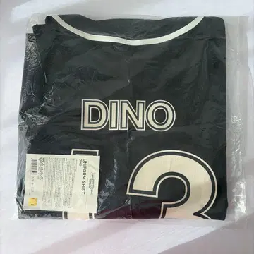 SEVENTEEN 디노 유니폼