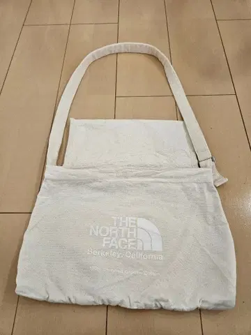 THE NORTH FACE 숄더백 화이트