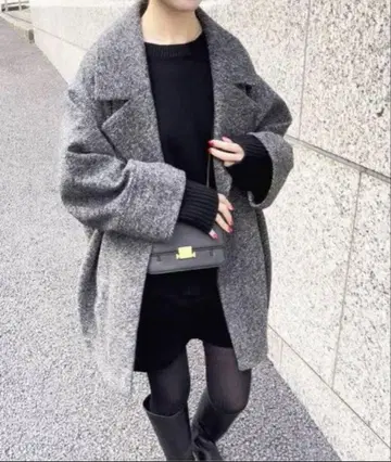 Spick and Span W 슬라이버 헤링본 미들 코트