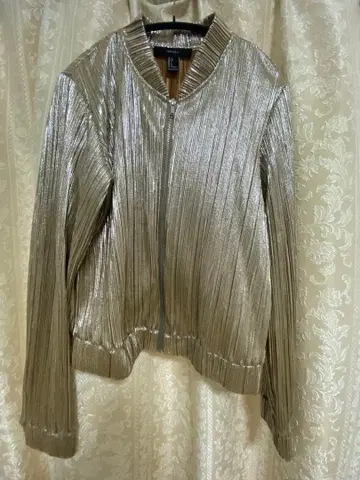FOREVER 21 골드 플리츠 자켓 L
