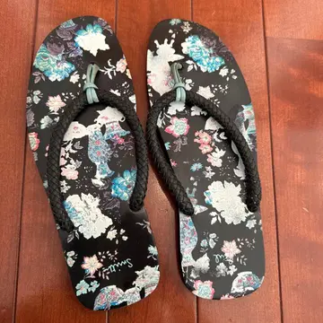 PaulSmith 꽃무늬 비치 샌들