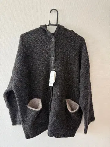 SELF+SERVICE 후드 부착 다크 그레이 가디건