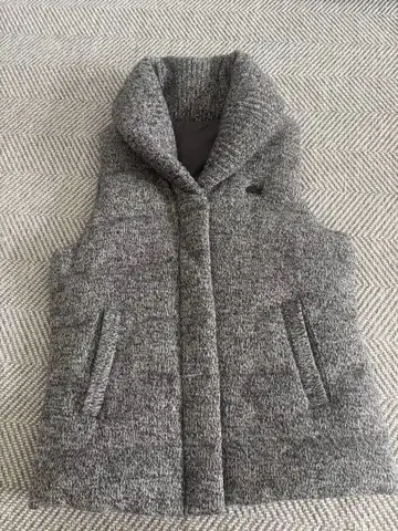 Lacoste 36 라코스테 그레이 니트 다운 베스트