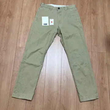 FOB FACTORY 베이지 치노 팬츠 사이즈 3 F0482
