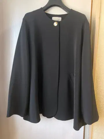 CHIGNON 노카라 자켓 블랙