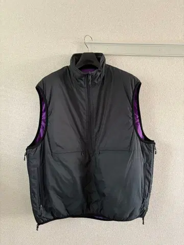 TECH REVERSIBLE PULLOVER PUFF VEST