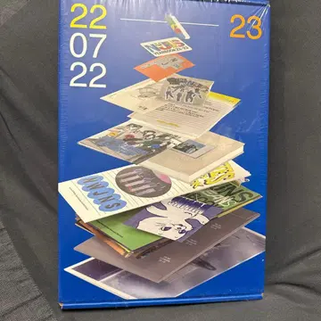 NEWJEANS YEARBOOK 22-23