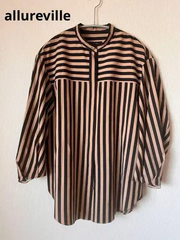 allureville 와이드 스트라이프 스탠드 블라우스