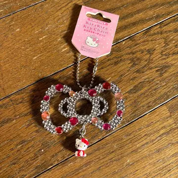 초레어 헤이세이 레트로 헬로키티 반짝반짝 키체인