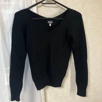 D&G 블랙 V넥 스웨터 S