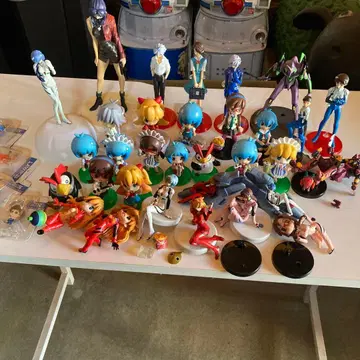 에반게리온 피규어 묶음 판매