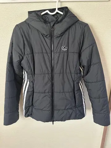 adidas 후드 부착 블랙 다운 자켓