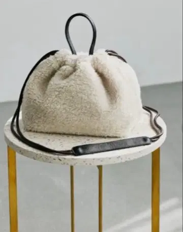 새상품 택 포함 러셋 보아백 백